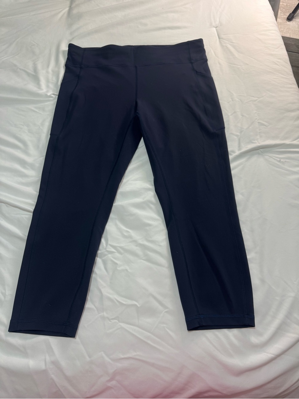 Lululemon Invigorate High-Rise Crop 23" - True Navy
